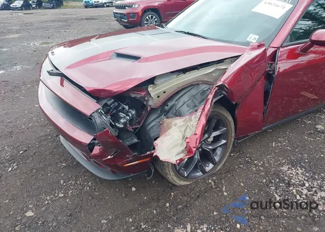 2023 Dodge Challenger Sxt z USA, uszkodzony, nr VIN 2C3CDZAG8PH692908